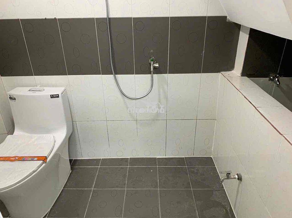 Bán nhà lê quang định, trần bình trọng, 19m2, giá: 2 tỷ 4 tl - 3