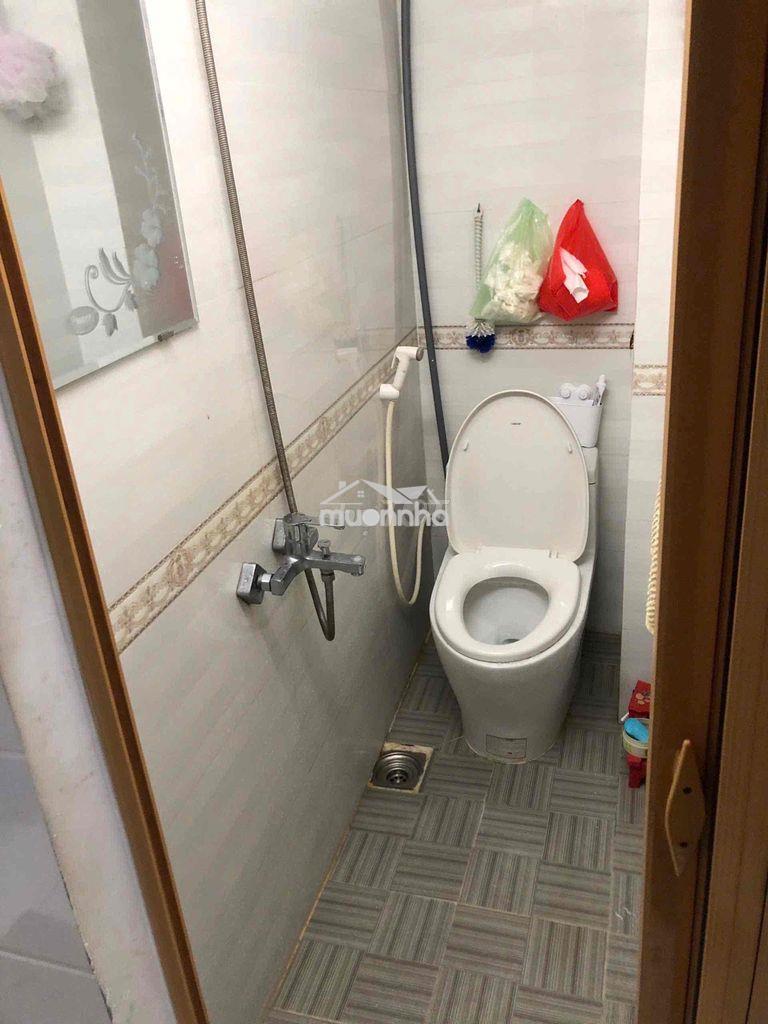 Cho thuê phòng giờ giấc tự do. nguyễn tất thành.p18.q4 - 2