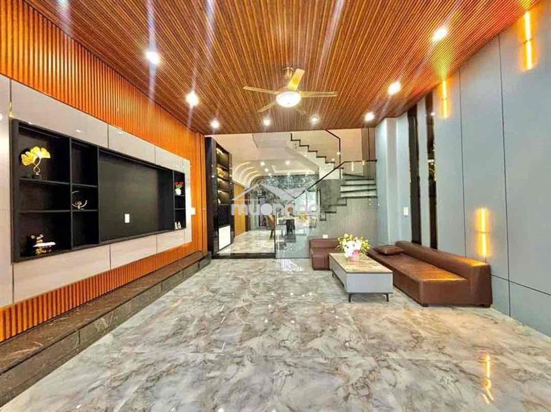 Bán nhà 3 tầng mặt tiền hoà xuân full nội thất giá chỉ nhỉnh 5 tỷ