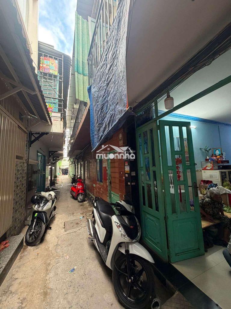 Nhà chính chủ cần bán . sát hẻm xe hơi - 2