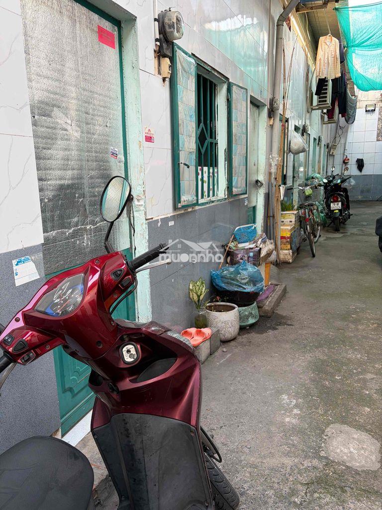 Tìm bạn nữ ở ghép