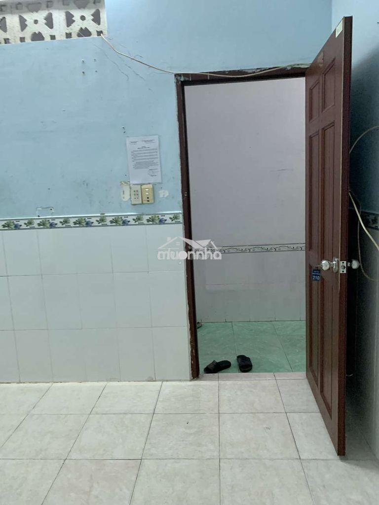 Phòng cho thuê, 4x5m hẽm 79 phú định p16 q8 nối dài ng văn luông q6 - 2