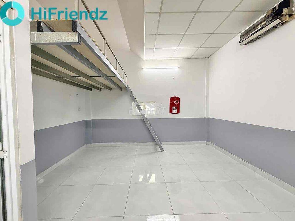 Phòng có gác cao 2m siêu rộng ngay ngã tư bốn xã - 2