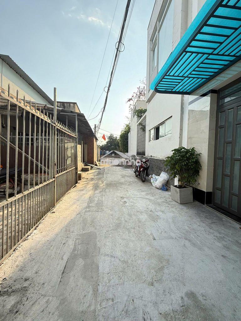 Hxh trải nhựa quận 12 - nhỉnh 4 tỷ - 2 tầng - tặng full nội thất - 4