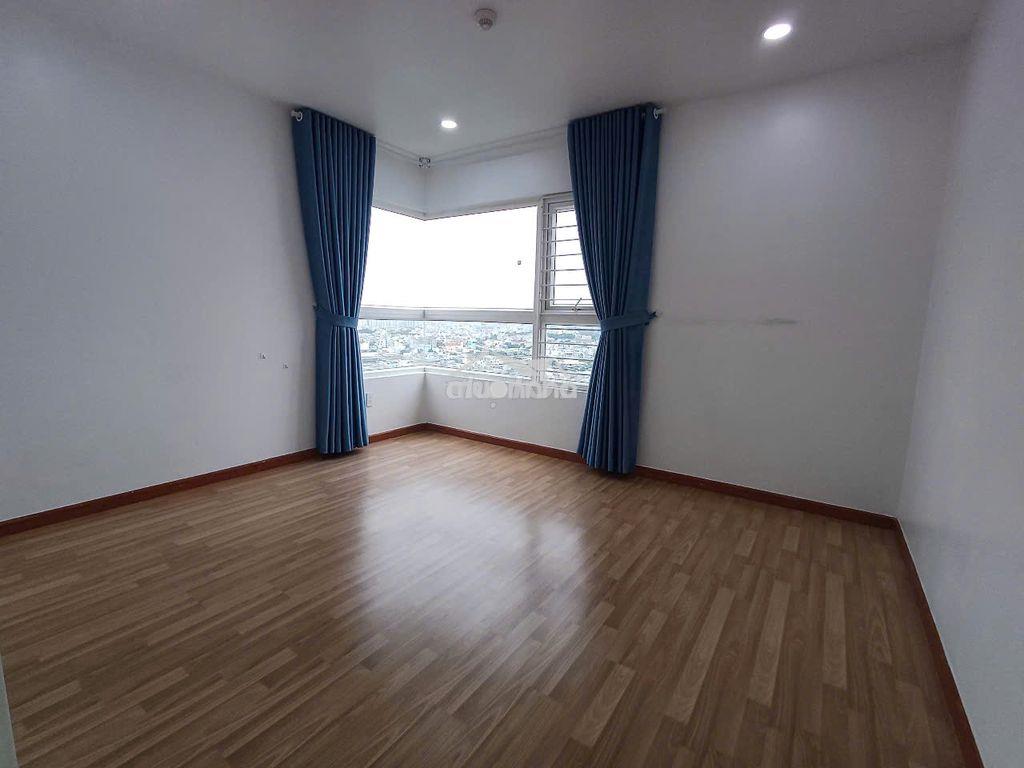 Bán căn 3 phòng ngủ view quận 1, nhà mới dọn vào ở ngay giá 4,2 tỷ.  - 4