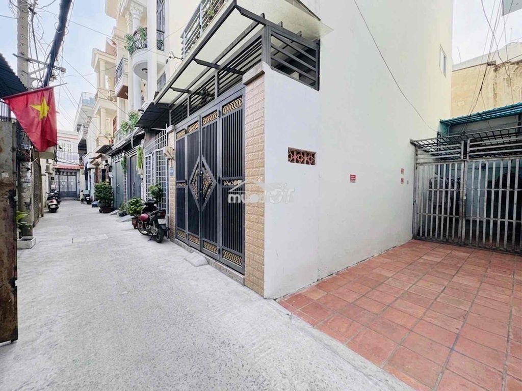 Tiền ít thịt nhiều- chỉ 4.95 tỷ (4.3*16m ) ngay chợ phạm văn bạch - 2