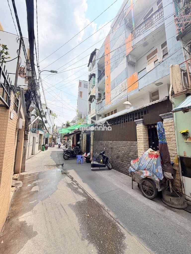 Ngộp siêu rẻ, nhà 5l cmt8 hxh tránh nhau
