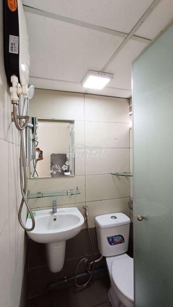 4tr5 đnh đi bộ 2p đến đh luật _có phòng tôn thất thuyết (thang máy) - 3