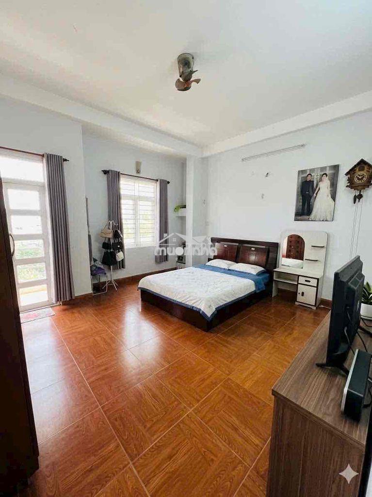 Biệt thự -q7-ngang 8m-xh tránh nhau-hoàn công đủ - 4