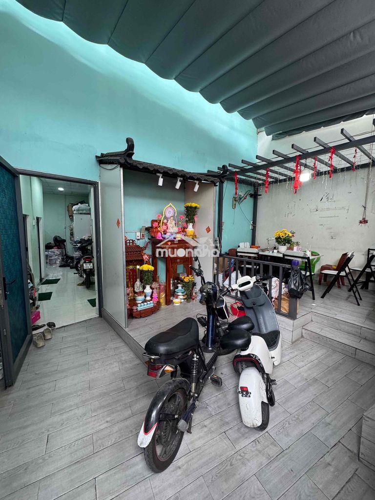 Bán nhà gần p12 quận 5 - hẻm xe tải - ngang gần 9m - 2