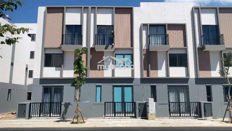 Nhà 1 trệt 1 lửng 1 lầu,sổ riêng,hoàn công, bàn giao full nội thất