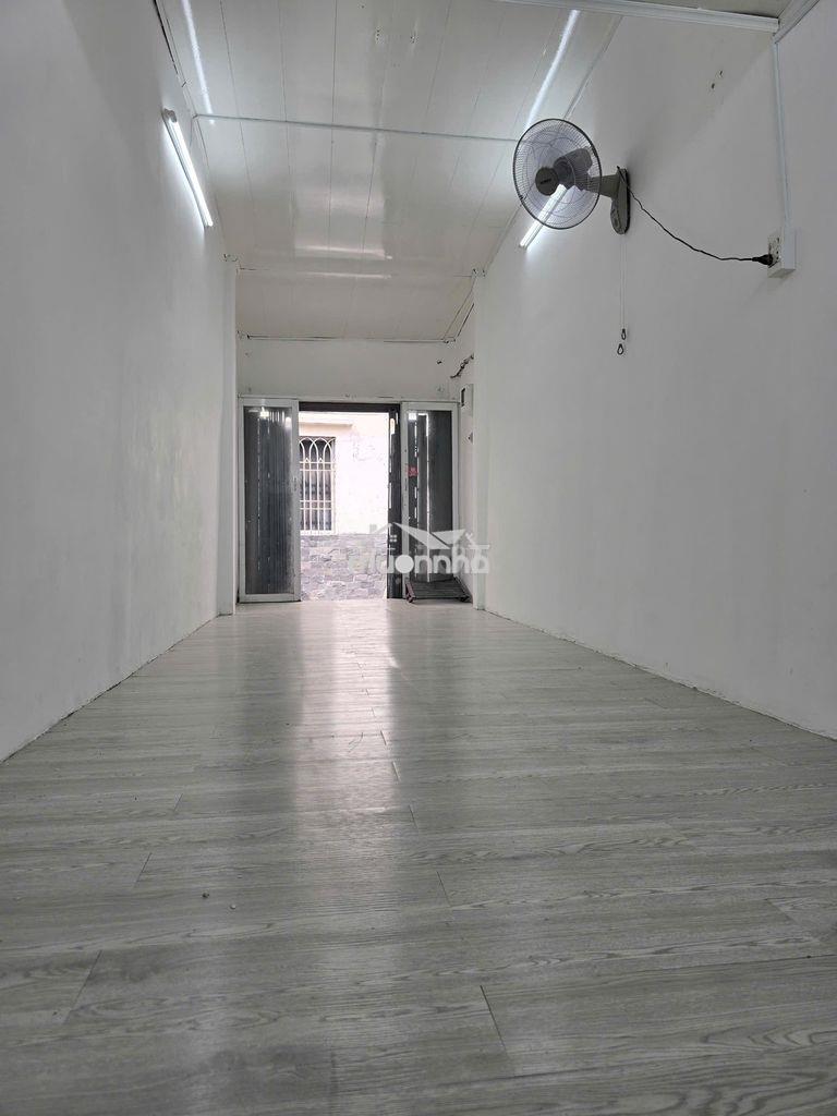 Cho thuê nhà nguyên căn 42m2, 2 cửa 2 mặt hẻm, pasteur - 2