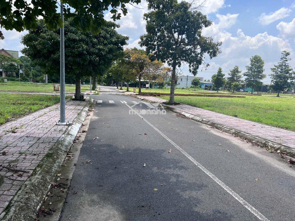 Bán gấp lô đất 100m ấp 4 an viễn. ngay trục chính,xây dựng tư do - 3