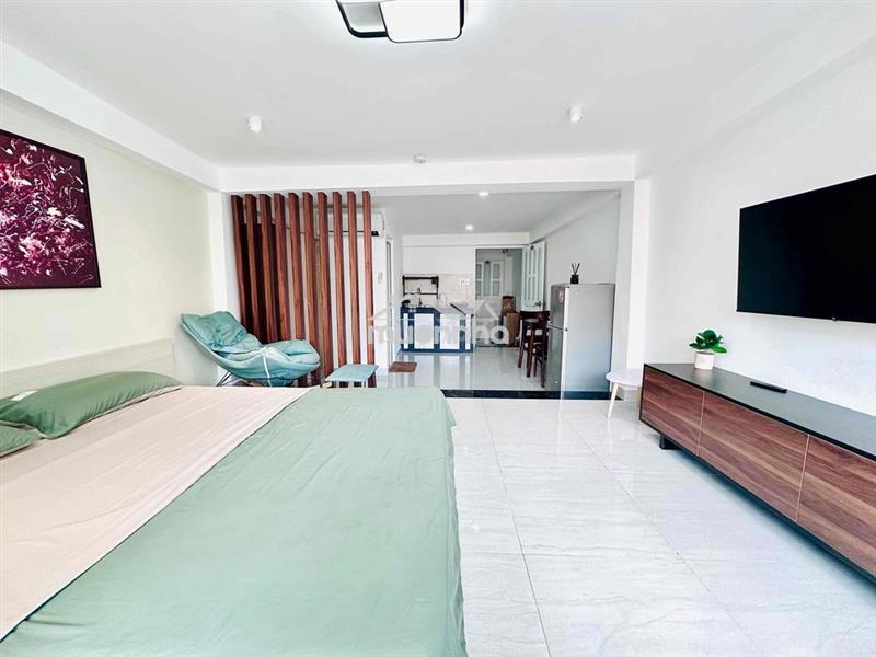 Cho thuê phòng - ban công riêng - đầy đủ nội thất - oto tận cửa