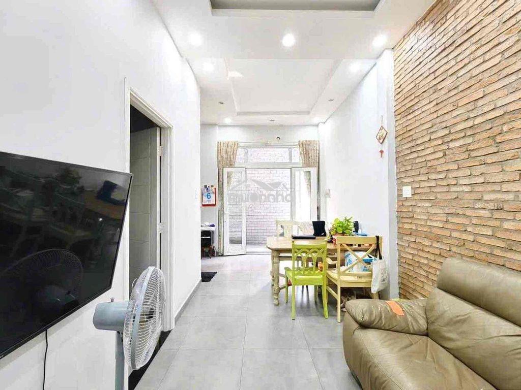 Nhỉnh 5 tỷ – hxh bình thạnh – ngang 5.5m ~ 60m² – 3 tầng btct  vị trí - 3