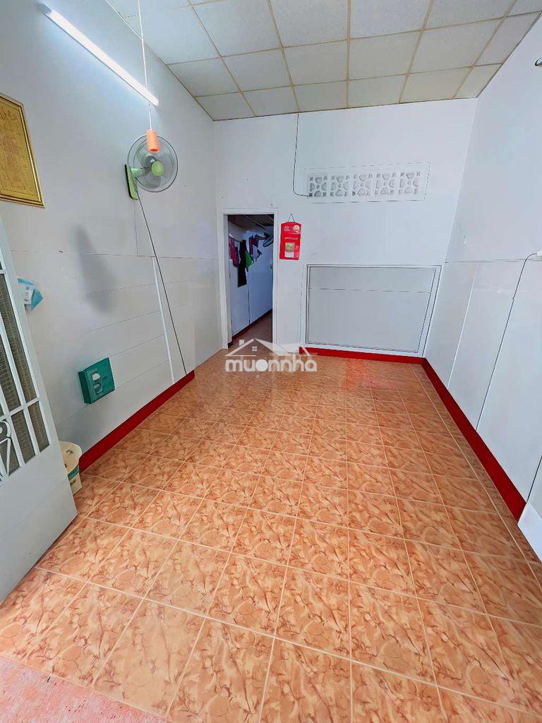 Cho thuê nhà nguyên căn đường quang trung p11 gpf vấp đúc lâu 2pn 7tr