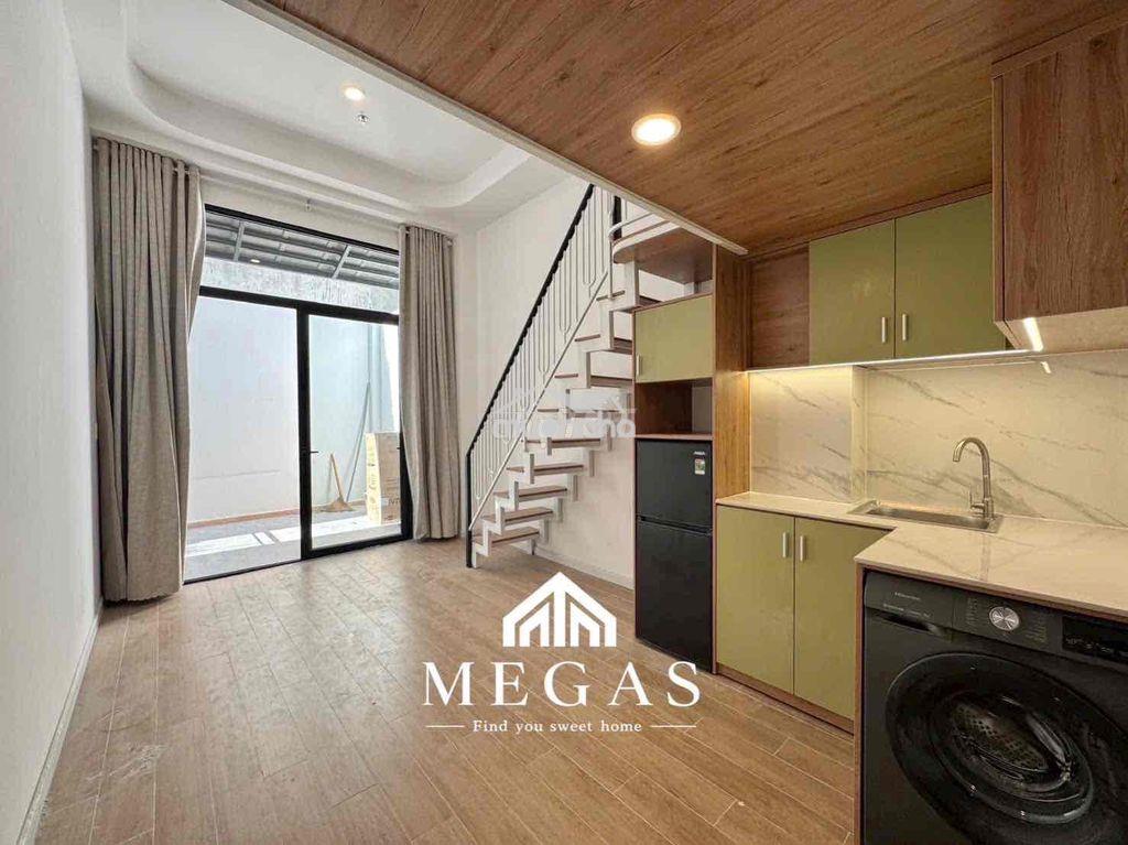 Duplex - full nội thất - mới xây - ban công to ngay công viên làng hoa - 2