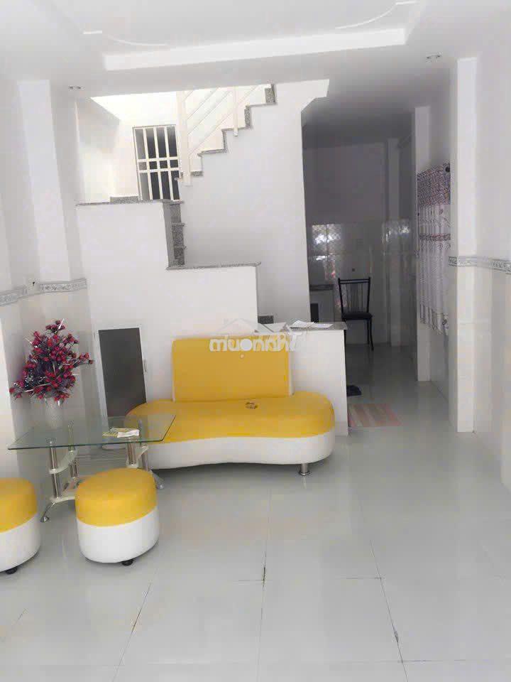 Nhà mặt tiền cách mạng tháng tám, quận 3 - 3