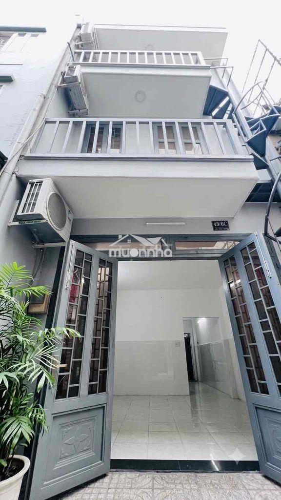🏡 Nhà 3 tầng ngay cổng đh công thương – vừa ở vừa có dòng tiền - nhỉnh