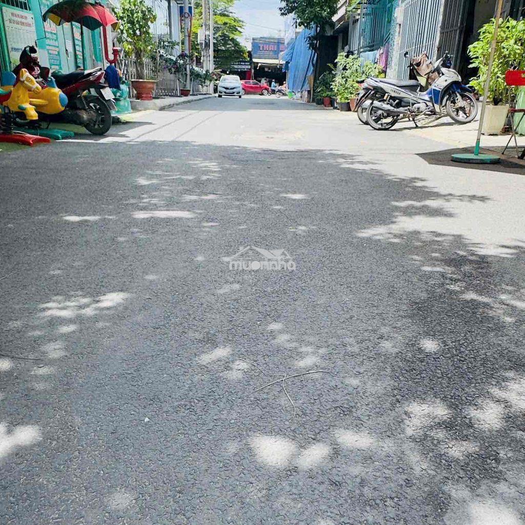 Cho thuê kho tx q12 gần cddl dt 81m giá 5tr/th hẻm xe tai - 4