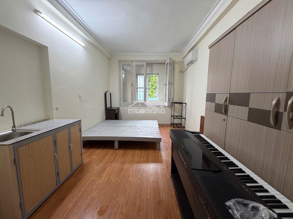 Phòng trọ khép kín 25 m2 trong ngõ 210 hoàng quốc việt - 2