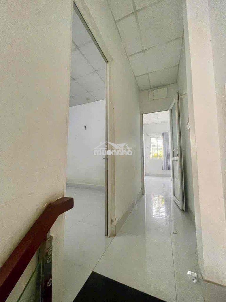 Cho thuê nhà nguyên căn gần khu công nghệ cao quận 9 - 3