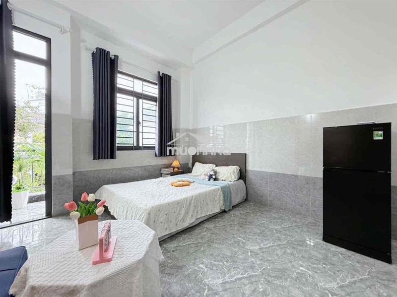 Căn hộ ban công full nội thất gần etown