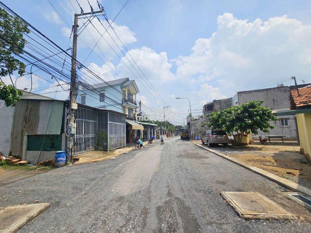 Nhà gần trung tâm y tế dĩ an phường tân đông hiệp tp dĩ an - 4