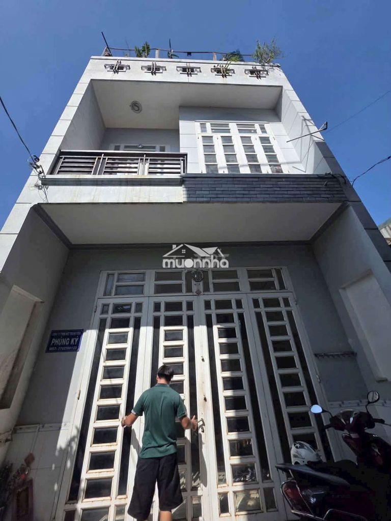Nhà lầu gần chợ tân long giá 6 triệu