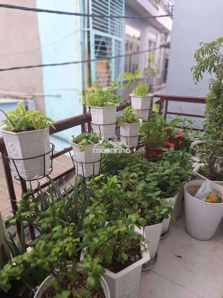 Bán nhà đườnghuỳnh tấn phát phường tân phú, quận 7,dt:3,5×12,giá:3,3ty - 4