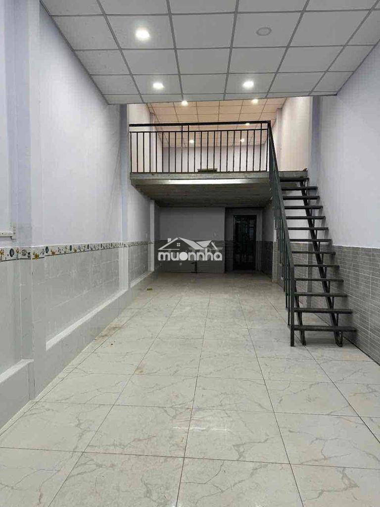Nhà như hình - 4x17m - 5tr/ tháng