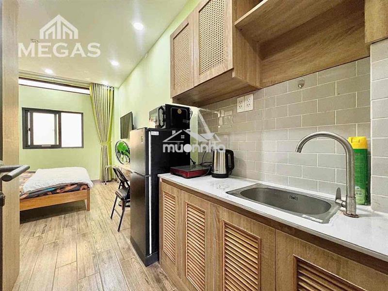 Studio_full nội thất_máy giặt riêng_thang máy_ngay đại học kinh tế