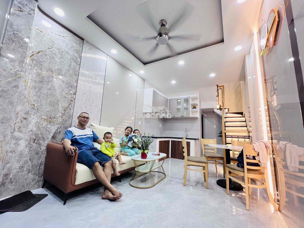 Nhà gò vấp gần cv làng hoa - 40m2 dtsd - ô tô 4 chỗ đỗ cửa - chỉ 2,55t - 2