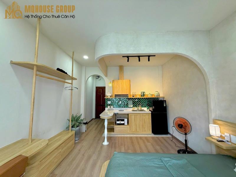 Cho thuê studio ban công 35m2 đi bộ tới đại học hutech, ngoại thương, gtvt, đường d5, ung văn khiêm, ngã tư hàng xanh - 3