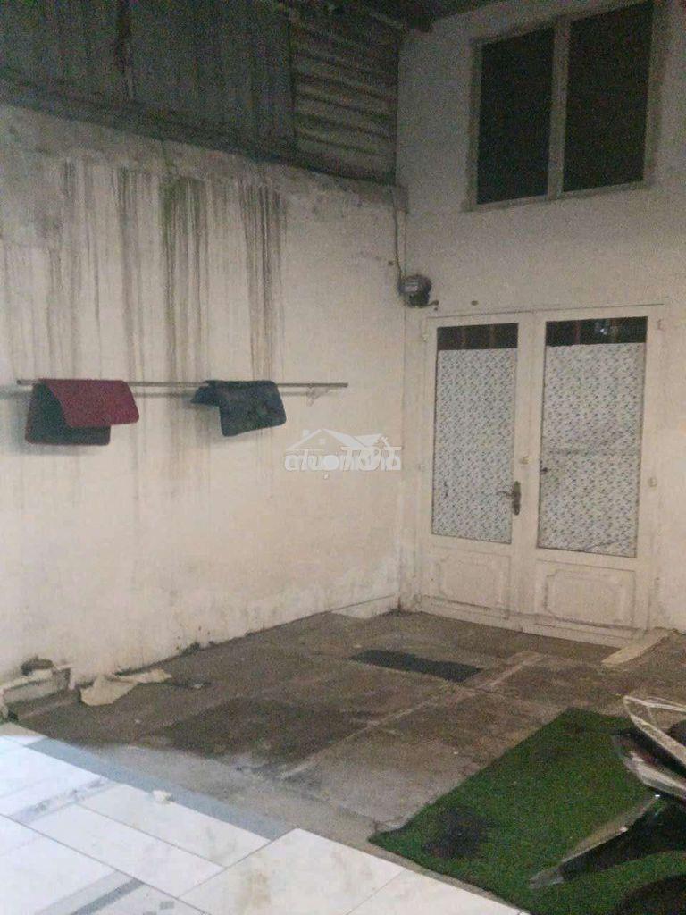 Nhà nhỏ trệt 1 gác suốt, võ văn văn hướng tình lộ 10, gần đường 1a