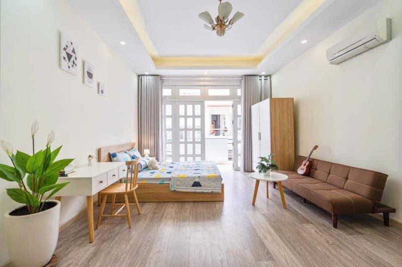 Cho thuê studio có ban công đường hồ văn huê gần sân bay tân sơn nhất