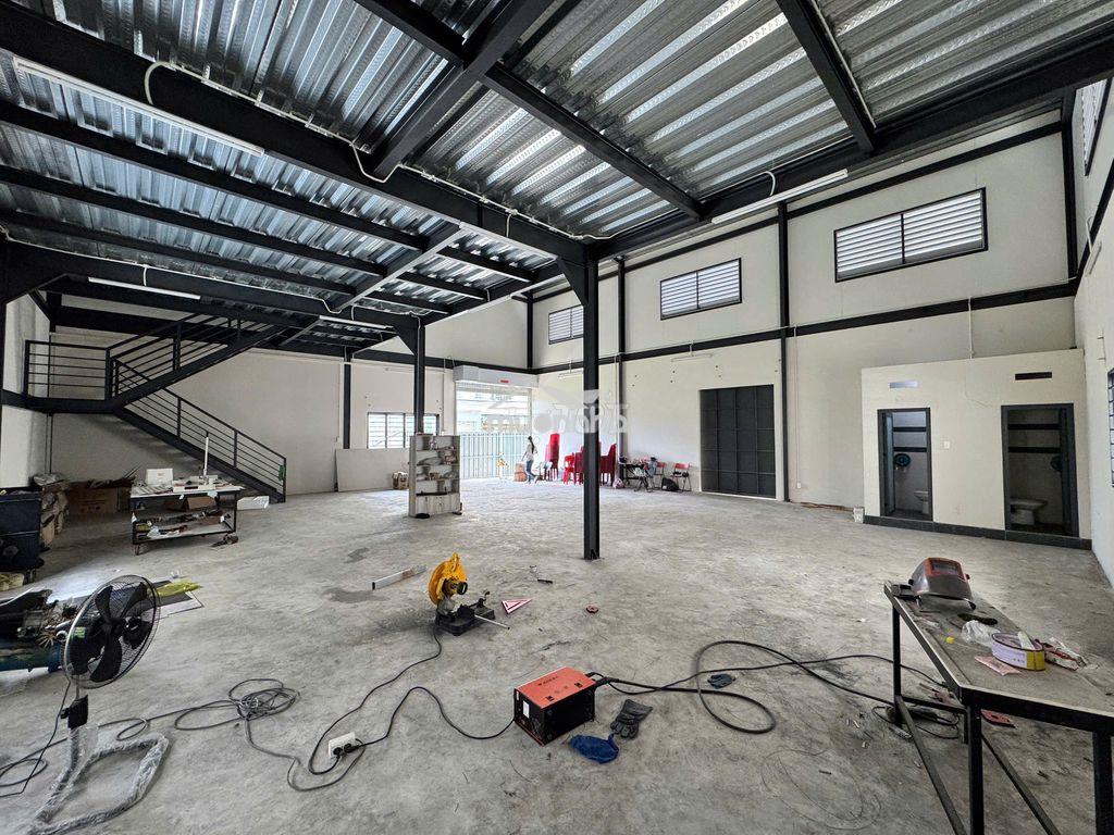 Nhà kho mới kinh dương vương, trệt lửng, 18x18m, điện 3fa - 2