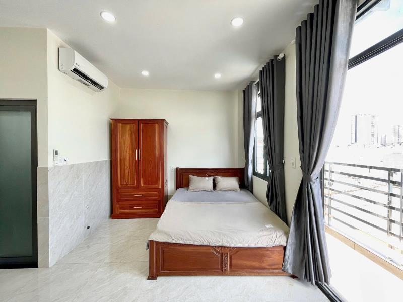 Phòng ban công thoáng mát mgay ngã 4 bảy hiền - 4