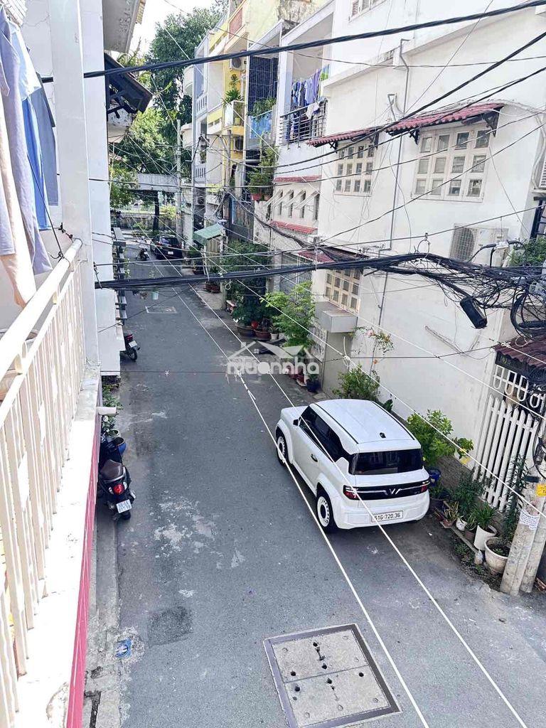 Cơ hội đầu tư hiếm có: nhà căn góc 4,1x15m . hẻm xe tải đường huỳnh v