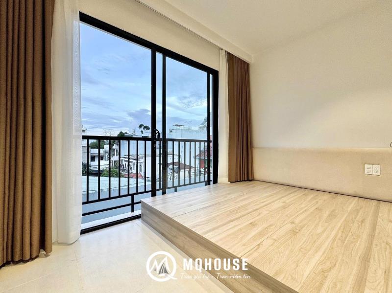 Studio cửa sổ lớn | 35m2