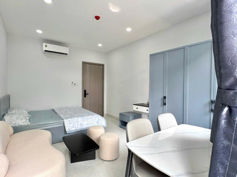 Cho thuê căn hộ 1 phòng ngủ - tách bếp - full nội thất - hutech, uef, hồng bàng, gtvt - đặng thuỳ trâm, bình thạnh