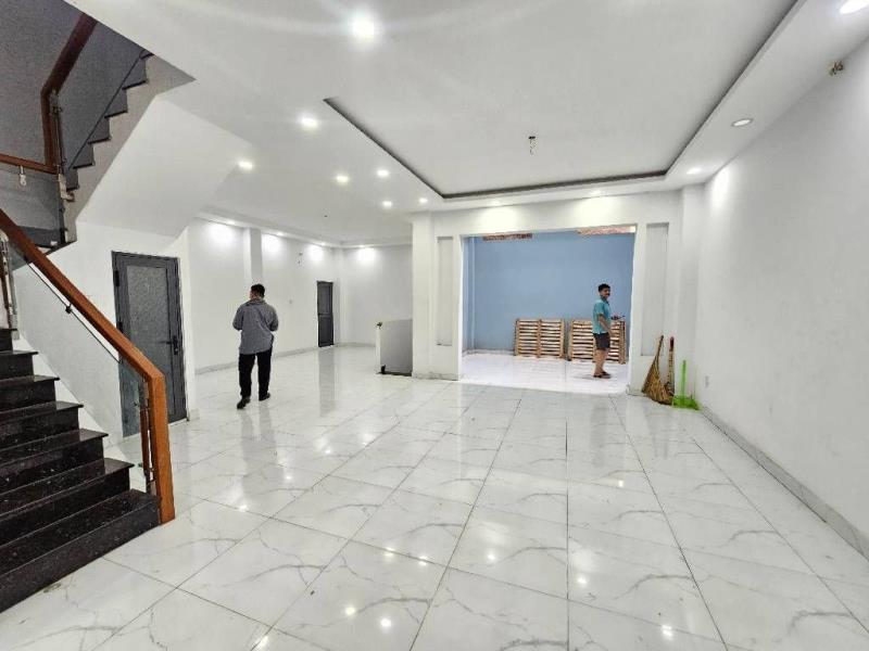 Kế bệnh viện chợ rẫy - mặt tiền đường phó cơ điều -q.5 -dt: 16*24m (204m2) – 66 tỷ - 4