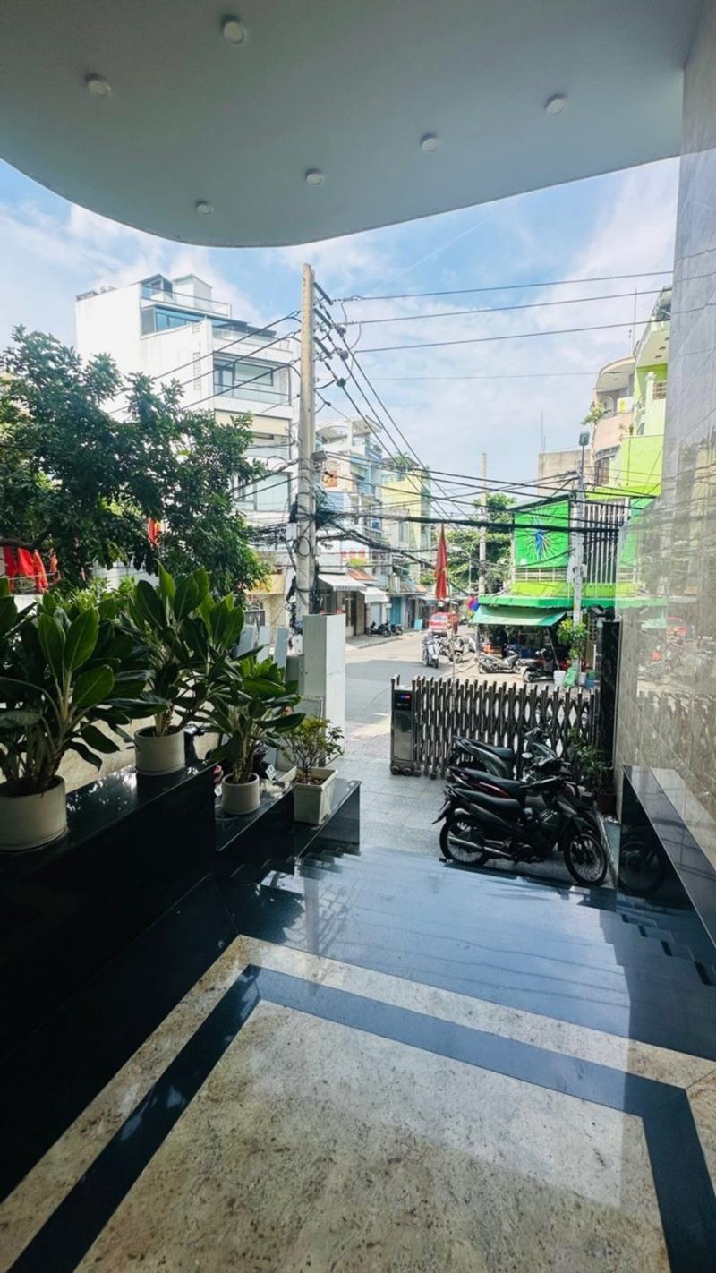 Tòa nhà văn phòng 9 tầng – giáp quận 1 - huỳnh mẫn đạt – bình thạnh - dt: 7*35m – 90 tỷ - 2