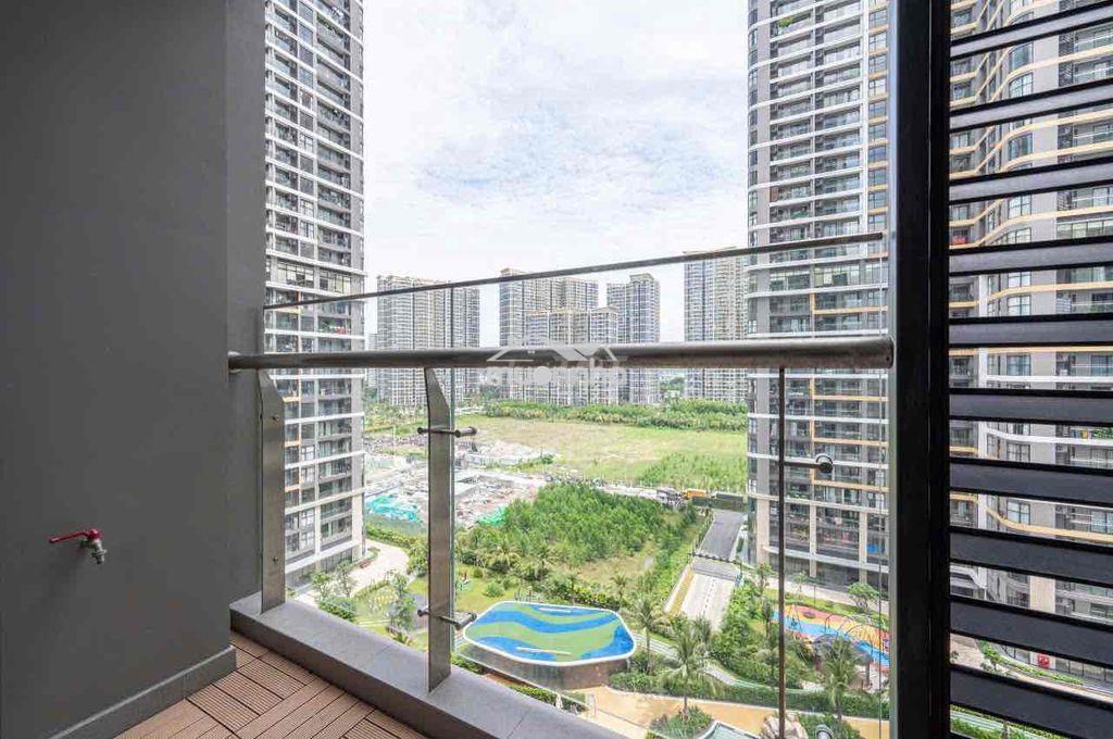 Ls cao bán trả bank 2pn phân khu bs,kề vincom view sông,ngắm pháo hoa - 3