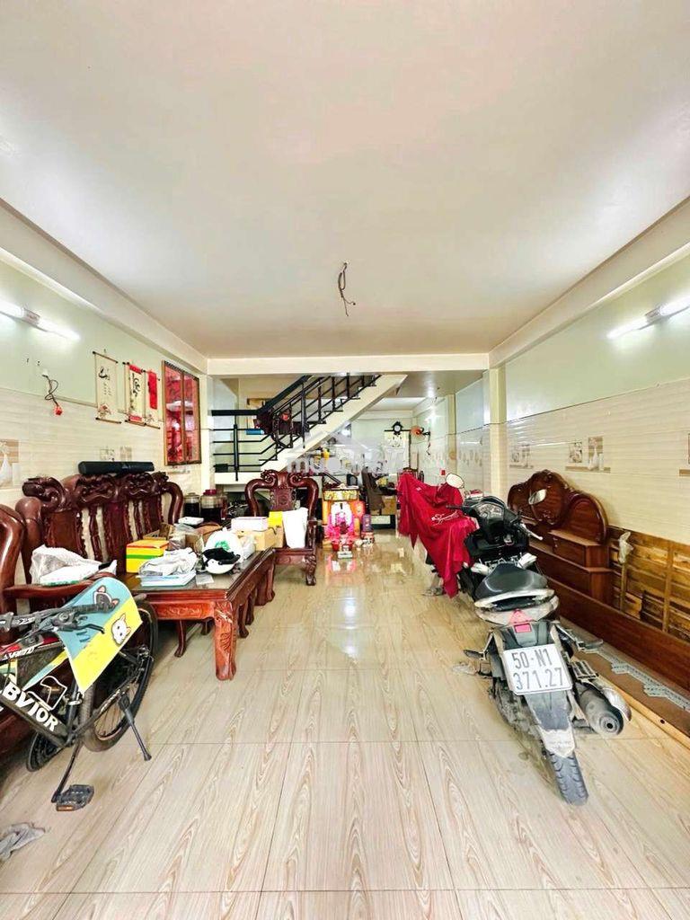 Ngang 4,5m - ôtô ngủ nhà - 2 tầng btct - gần lê trọng tấn - ngộp 4.xt - 2