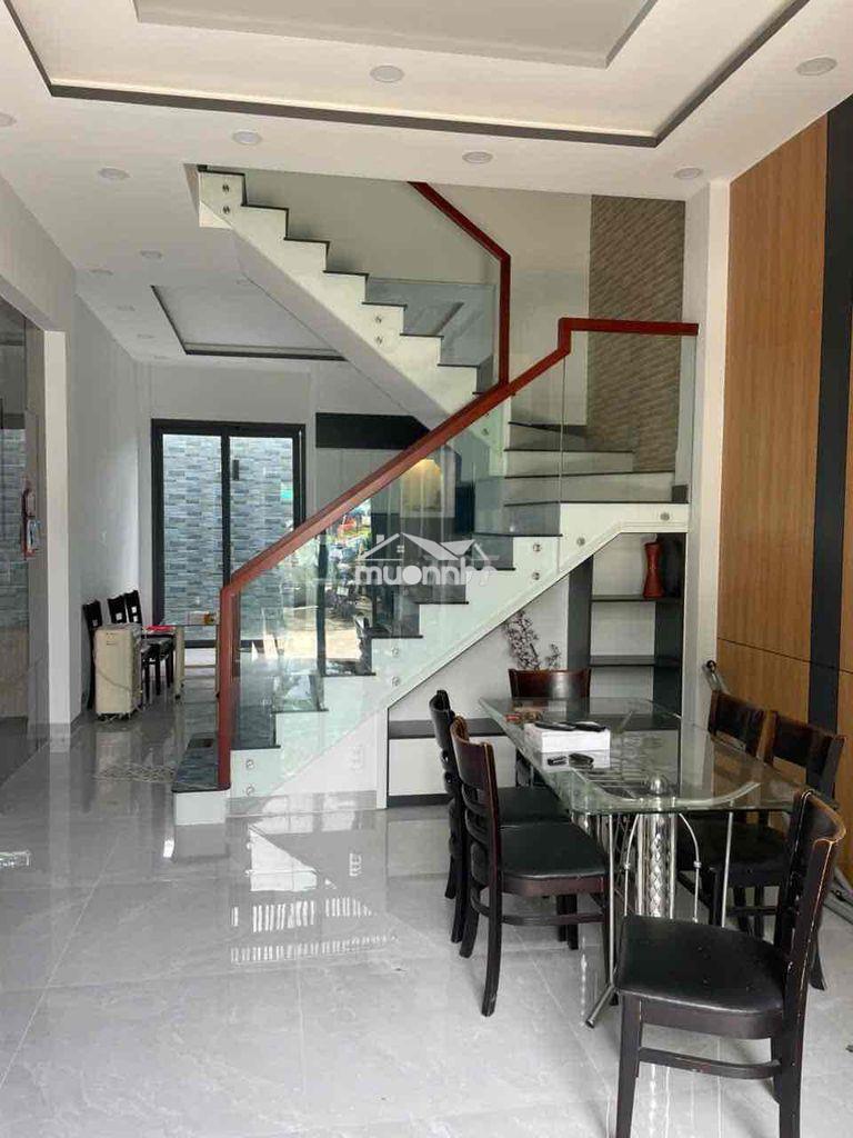 Cho thuê nhà nguyên căn mới xây 160m2 linh đông thủ đức