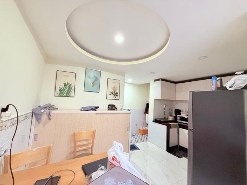 Hàng hiếm bà điểm – 4.3x12m nở hậu 4.5m – nhà 2 tầng – sân 4 xe – chủ giảm 200tr