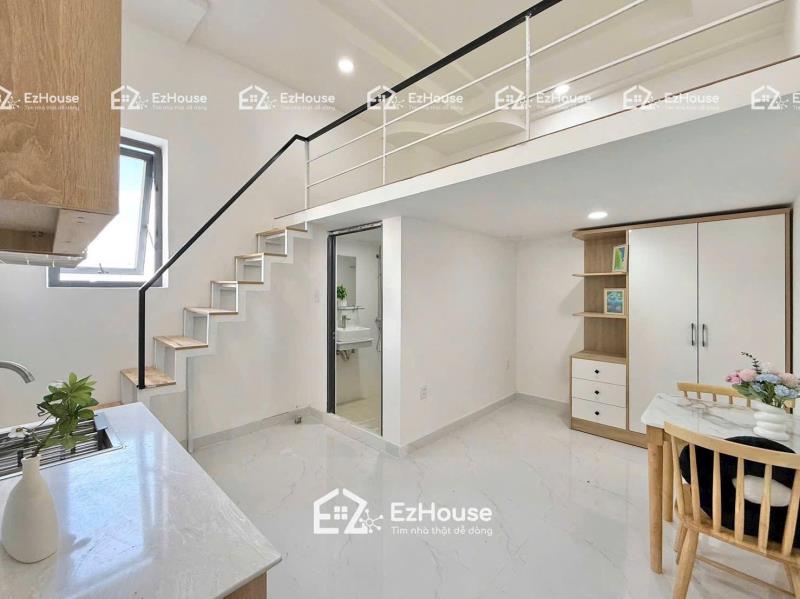 Duplex cửa sổ | gần đại học công thương | full nội thất |