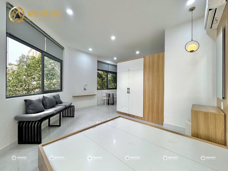 Studio tách bếp ban công | rộng 40m2 | gần chợ tân hương