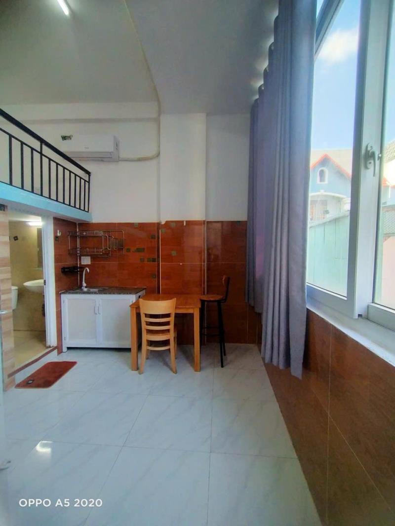 Cho thuê phòng trọ đẹp cửa sổ giá rẻ ngay vòng xoay lăng cha cả, gần sân bay tsn - 3